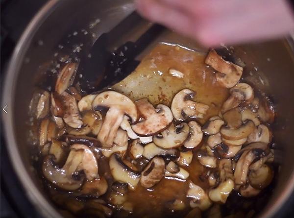 Instant Pot Chicken Marsala - Step 3